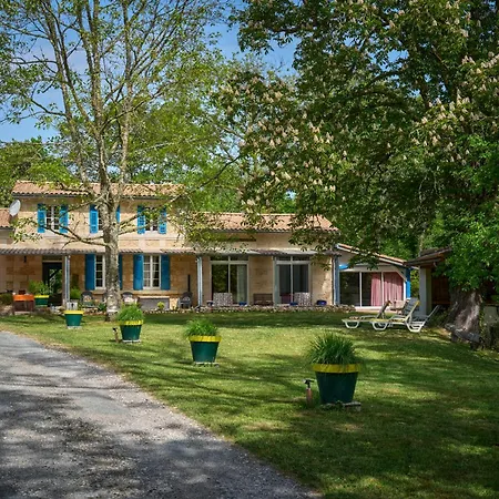 Demeure De Charme 250 M2 - 5 Suites- Parc Arbore 4500 M2 Avensan
